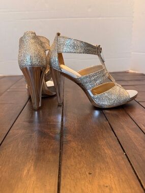 Michael Kors Berkley T Strap Glitter Silver Heels Strappy Pump Size